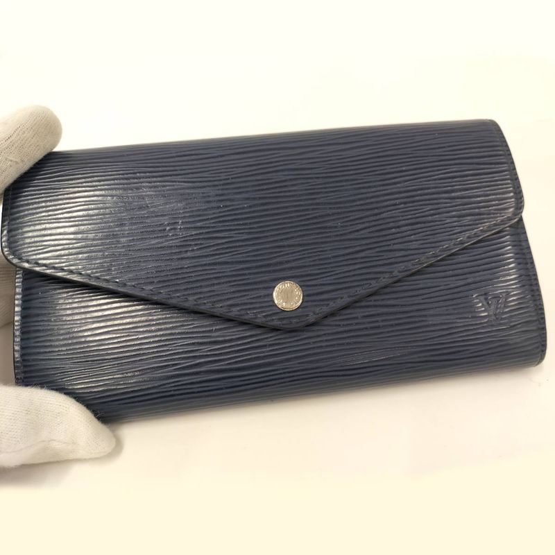 Louis Vuitton Long Foldable Wallet Portefeuille Sarah Epi in Indigo Blue — view 6