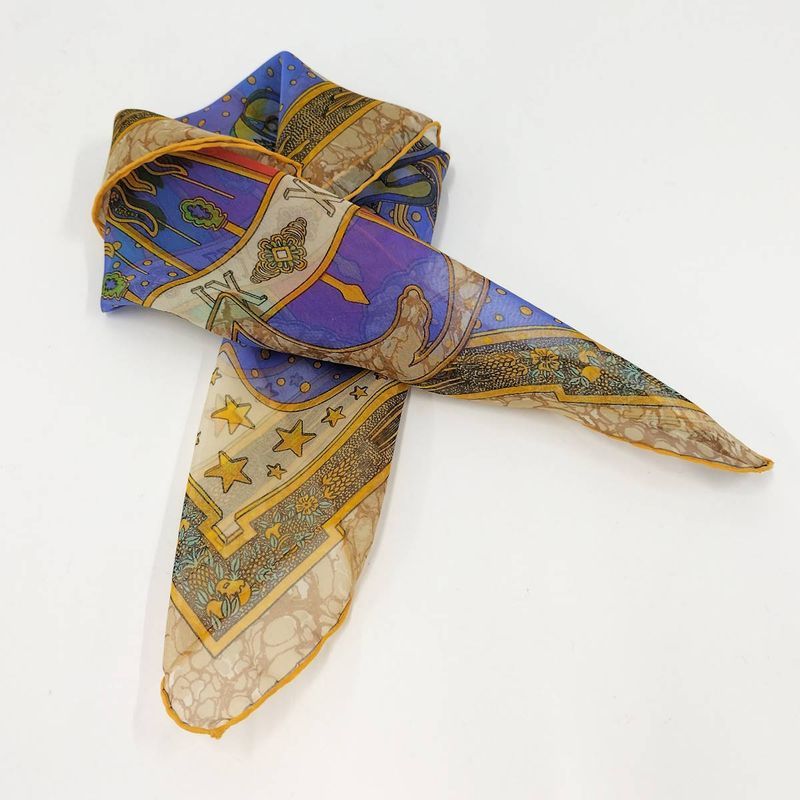 Hermes Carre 40 Scarf 100% Silk — view 9