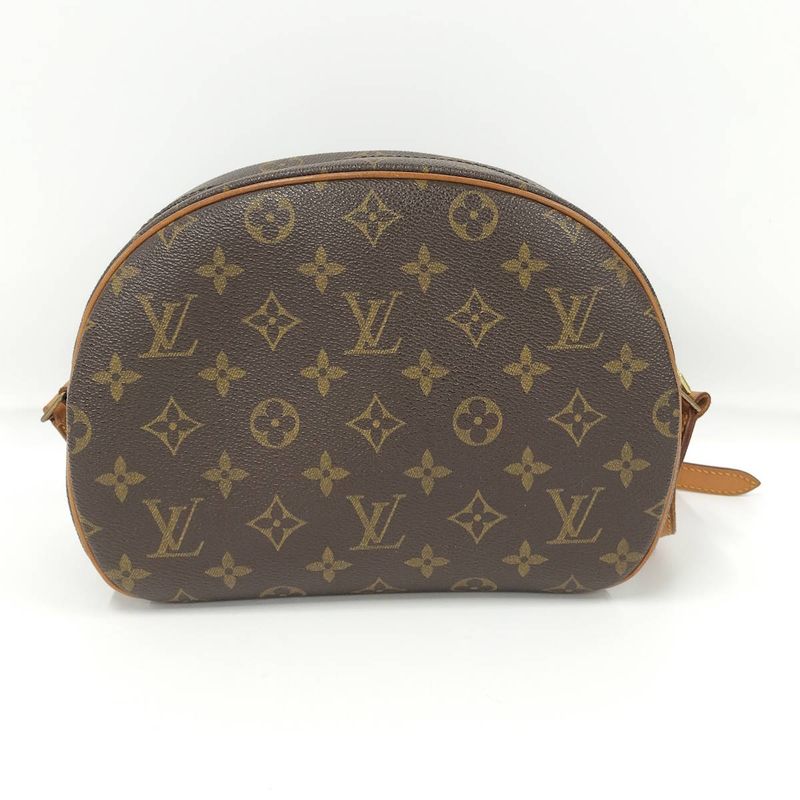 Louis Vuitton Blois Shoulder Bag Monogram — view 2