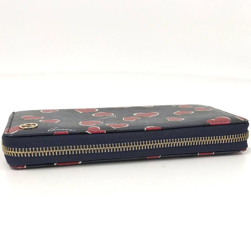 Gucci Round Zipper Long Wallet Interlocking G Heart Pattern Leather Navy — view 6