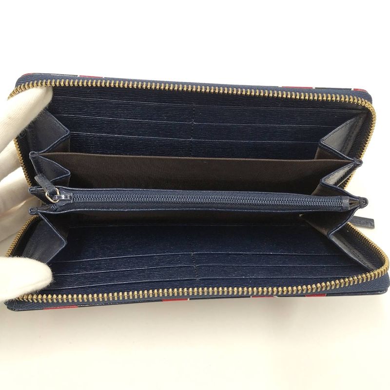 Gucci Round Zipper Long Wallet Interlocking G Heart Pattern Leather Navy — view 2