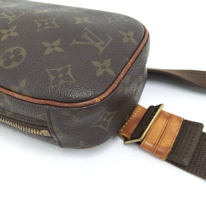 Louis Vuitton Pochette Gange Body Bag Monogram — view 3