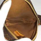 Louis Vuitton Pochette Gange Body Bag Monogram — view 9