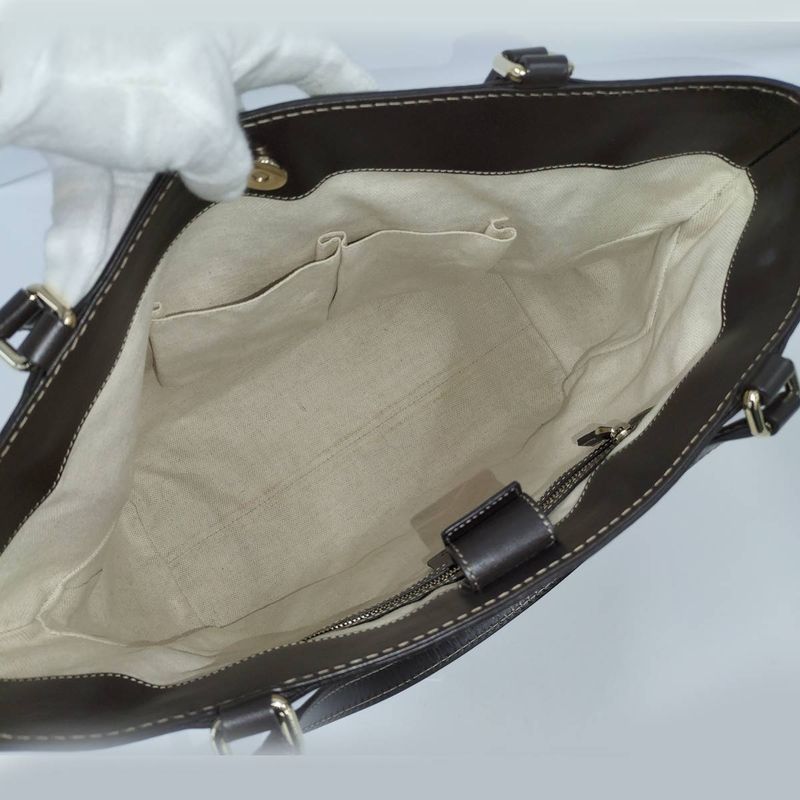 Gucci Handbag in GG Canvas — view 9