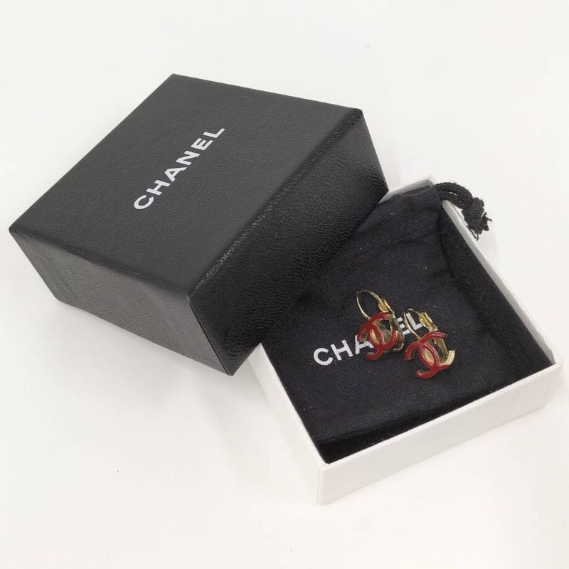 Chanel Coco Mark Plated Gold Bordeaux 10 — view 8