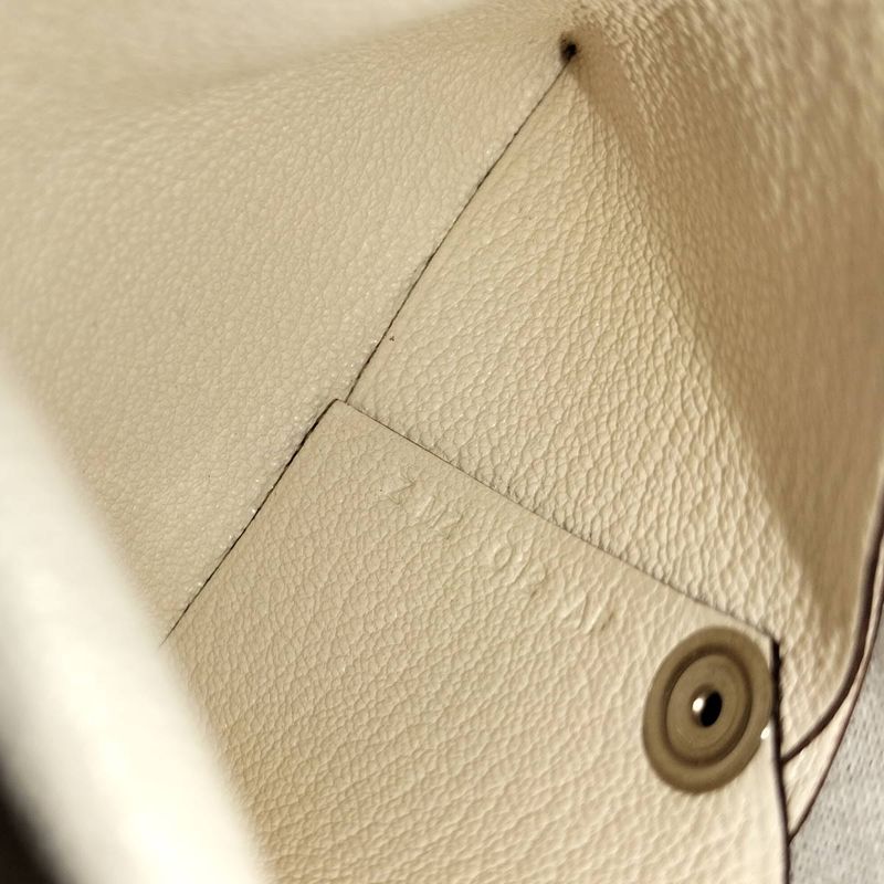 Hermes Coin Case Bastia Leather White Stamped — view 7