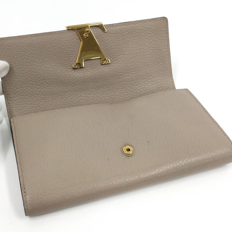 Louis Vuitton Portefeuille Capucines Long Fold Wallet Gallet Taurillon Leather — view 3