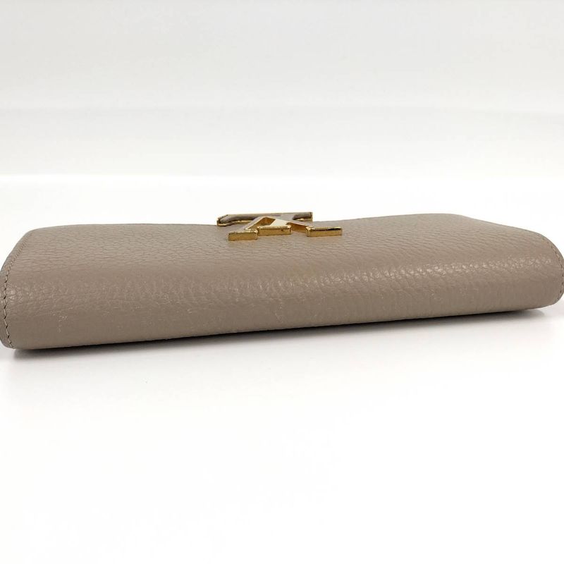 Louis Vuitton Portefeuille Capucines Long Fold Wallet Gallet Taurillon Leather — view 7