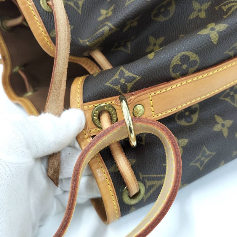 Louis Vuitton Petite Noe Monogram — view 8
