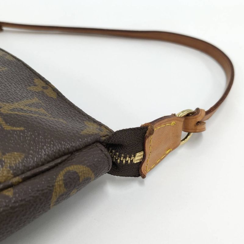 Louis Vuitton Pochette Accessoire Pouch Monogram — view 4