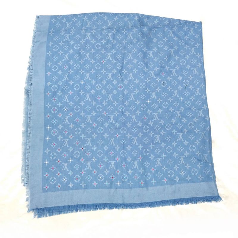 Louis Vuitton Shawl Wool Silk Blue — view 3