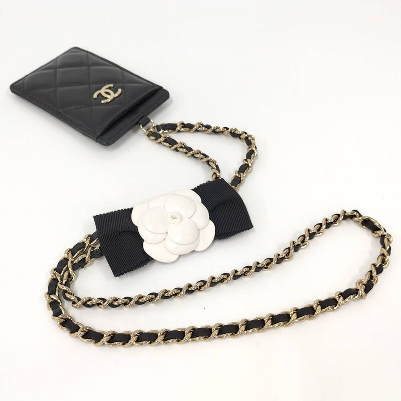 Chanel Chain Shoulder Card Holder Quilted Lambskin Black — view 5