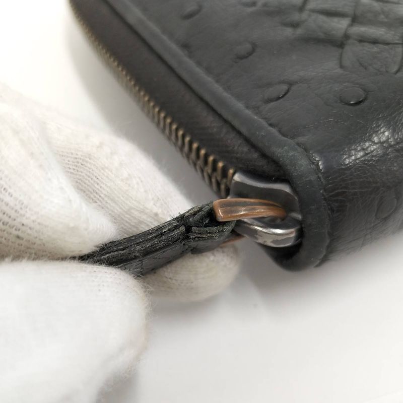 Bottega Veneta Round Zipper Long Wallet Intrecciato Leather Black — view 6