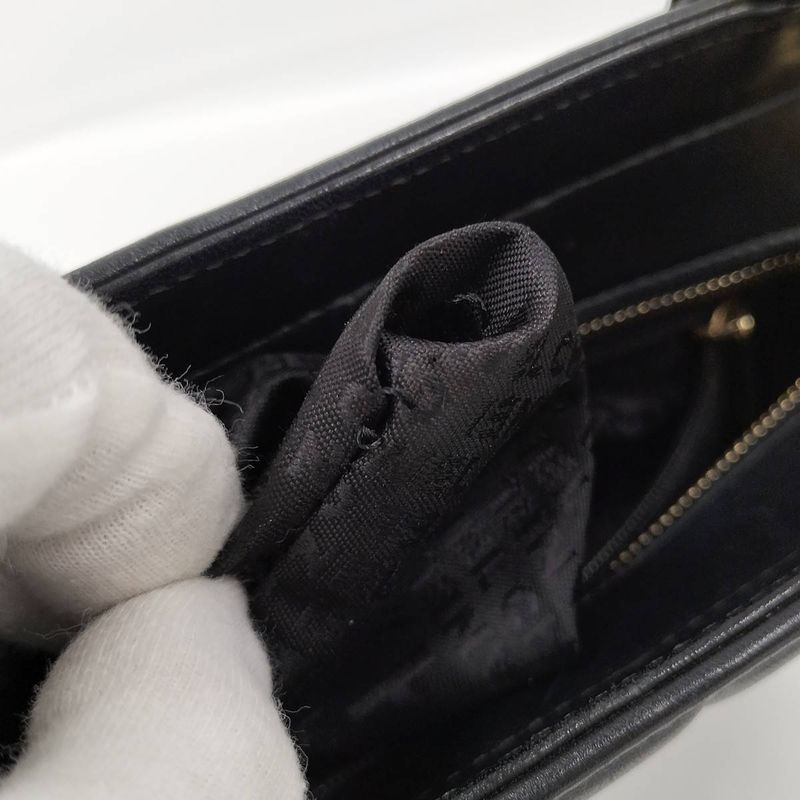 Chanel Tote Bag Chocobar Leather Black — view 8