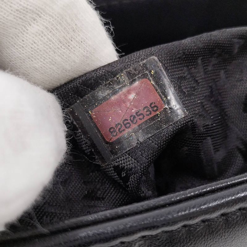 Chanel Tote Bag Chocobar Leather Black — view 9