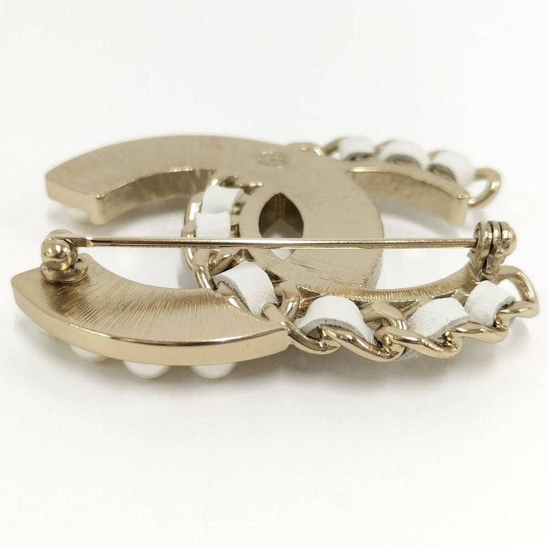 Chanel Brooch Leather Plated Pearl Rhinestone Gold B19 — view 7