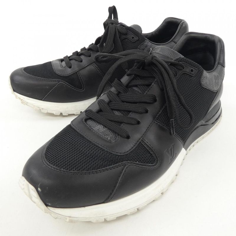 Louis Vuitton Sneakers — view 3