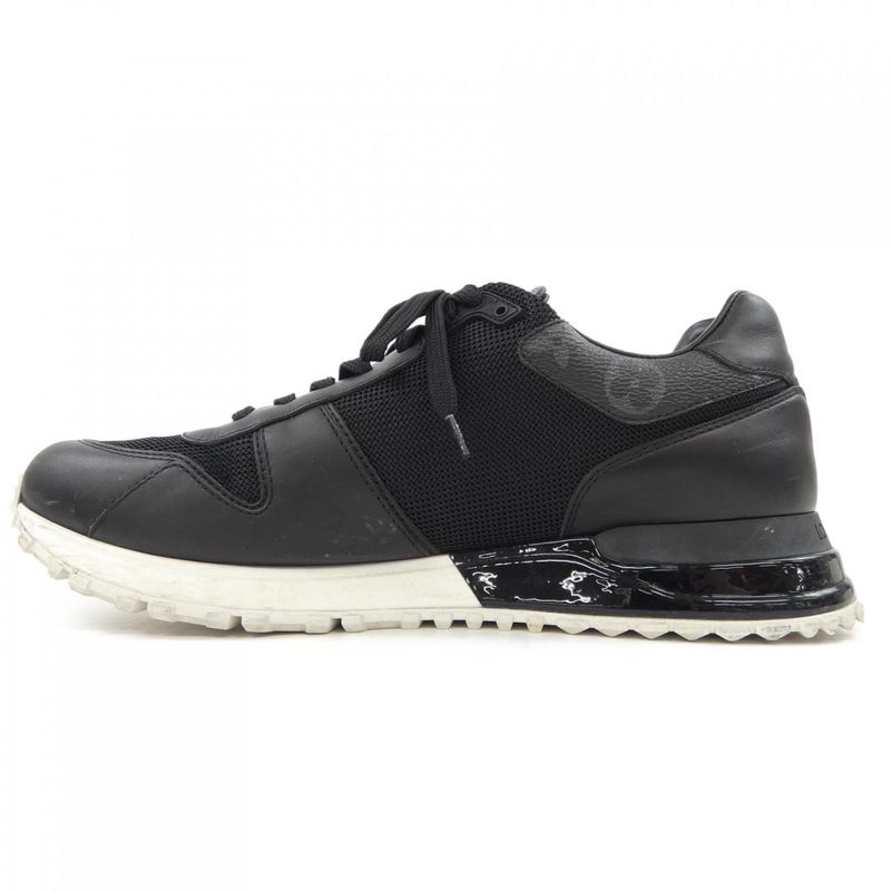 Louis Vuitton Sneakers — view 2