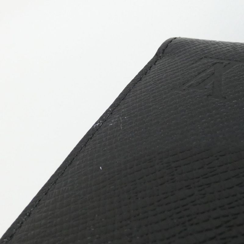 Louis Vuitton Taiga Zippy Wallet Horizontal — view 5