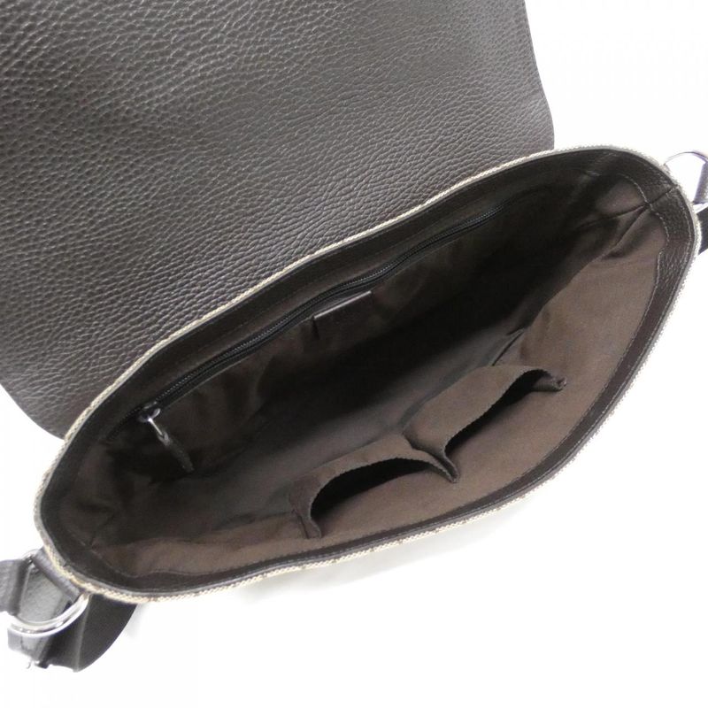 Gucci Ky9 kn Shoulder Bag — view 8