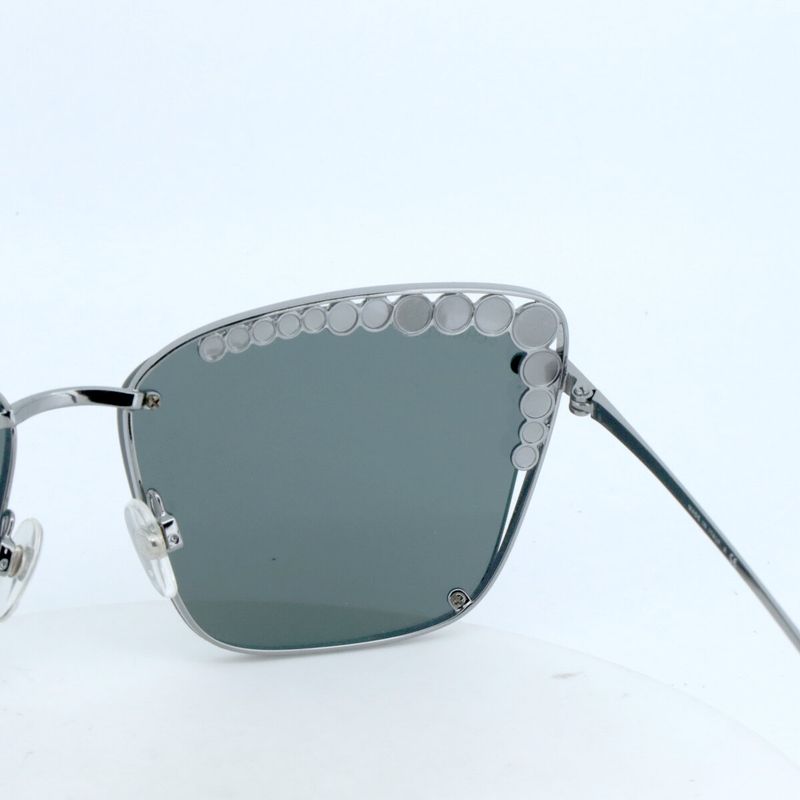 Chanel Sunglasses 4235-h 5716' Black — view 4