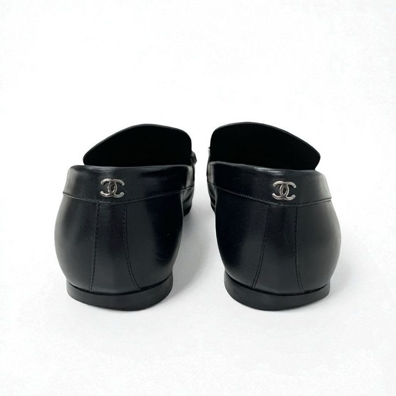 Chanel Loafer Leather Shoes Black Coco Mark Pearl Chain Flat — view 5