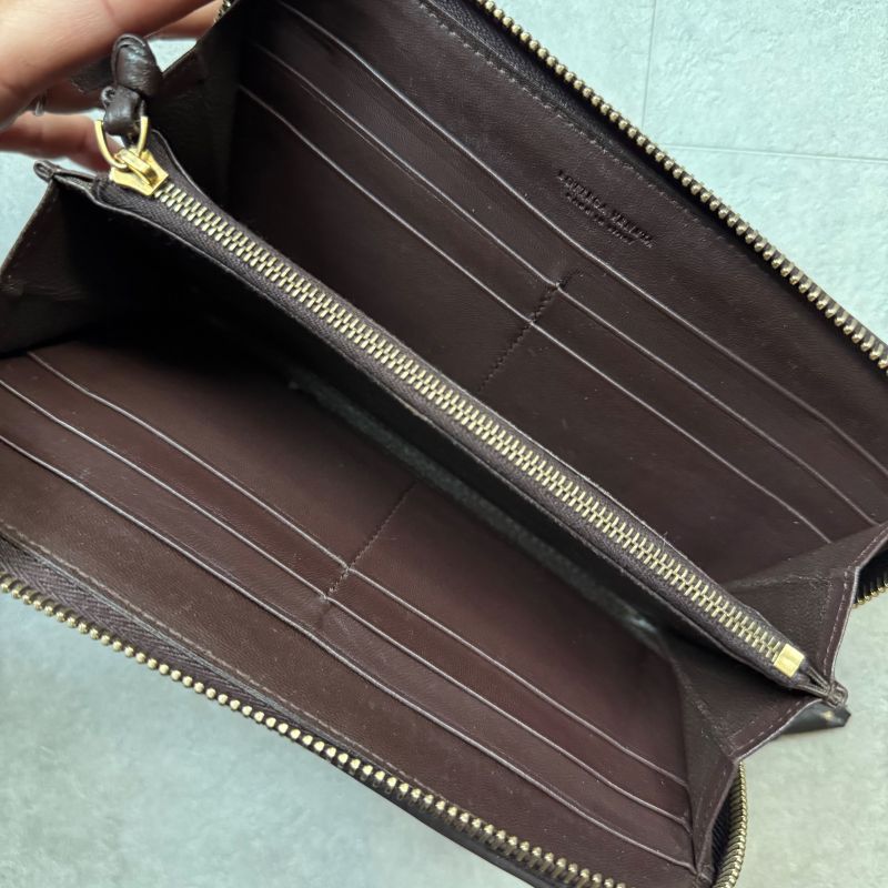 Bottega Veneta Round Zipper Long Wallet Intrecciato Dark Brown Leather Men — view 8