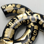 Chanel Brooch Black Gold Resin — view 5