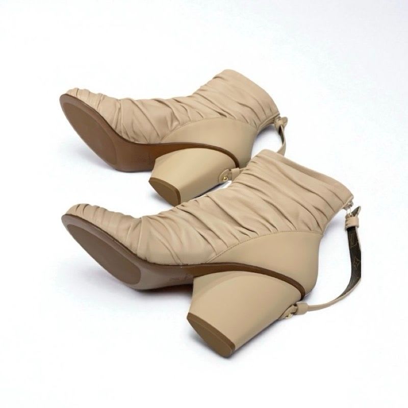 Louis Vuitton Olympia Line Monogram Boots Short Shoes Leather Beige Brown — view 6