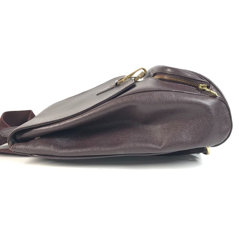 Louis Vuitton Backpack Cass Ia Taiga Leather Acajou Wine Red — view 3