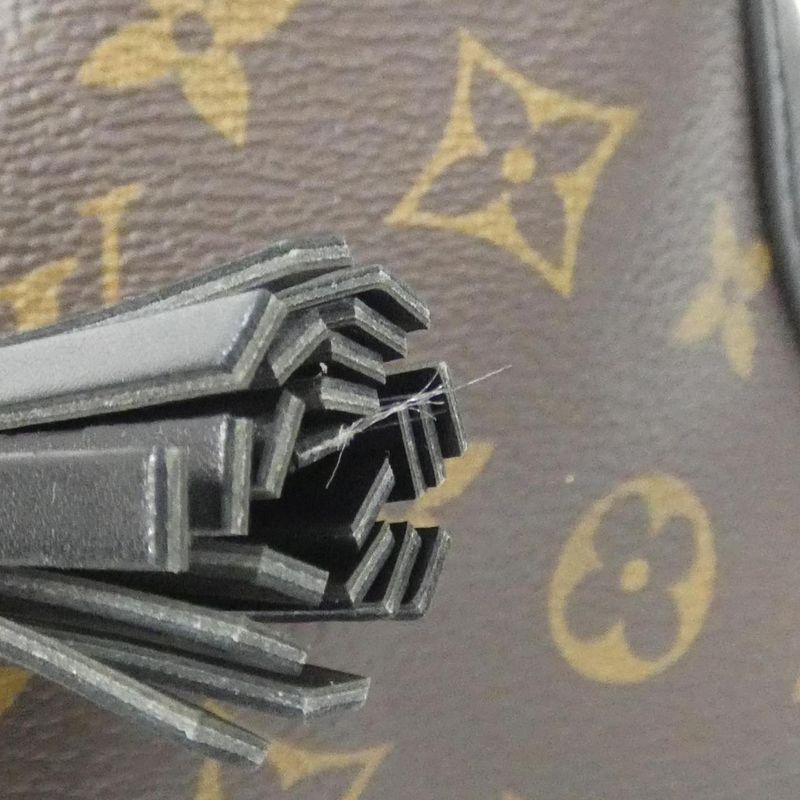 Louis Vuitton Monogram Saintonge Shoulder Bag — view 5
