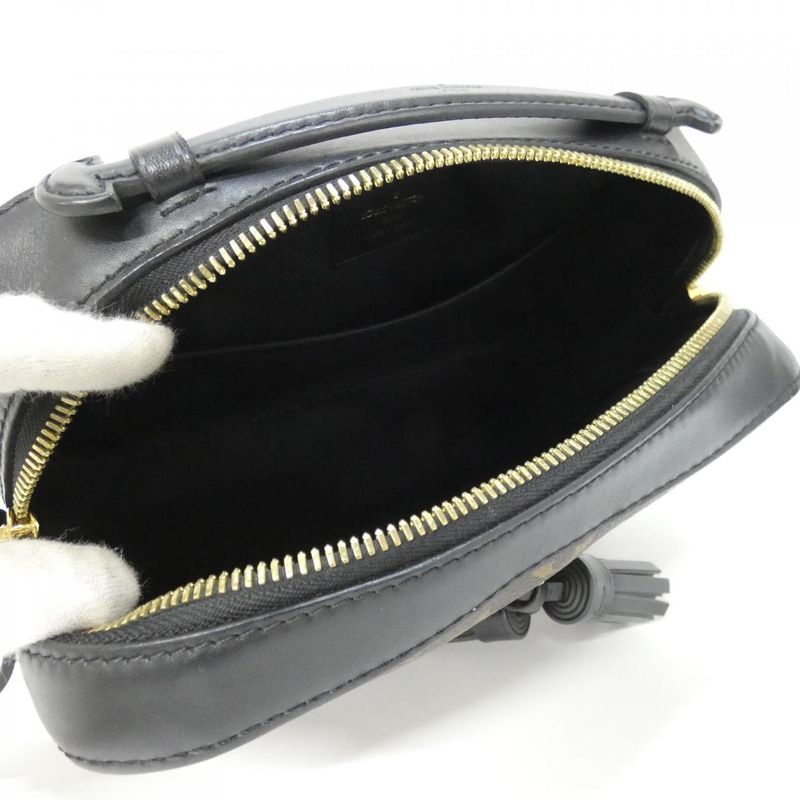 Louis Vuitton Monogram Saintonge Shoulder Bag — view 8