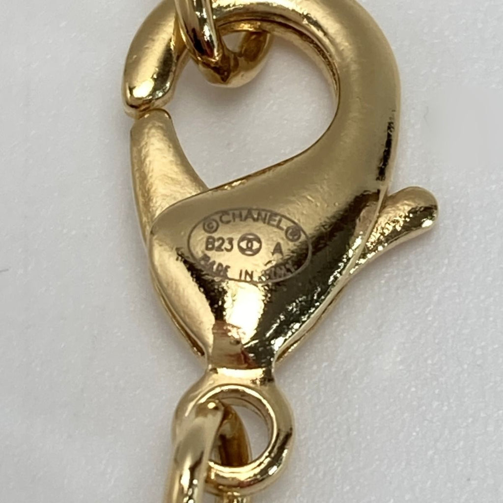 Chanel Coco Mark Perfume Bottle Motif Necklace B23 a Gold Black Resin GP — view 6