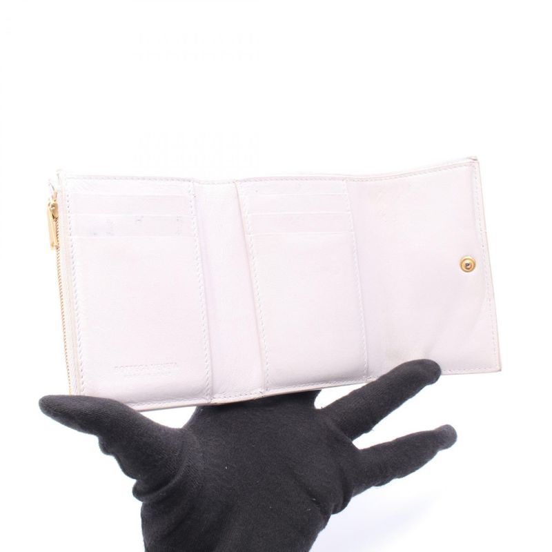 Bottega Veneta Cassette Maxi Intrecciato Small Trifold Flap Wallet Light — view 3