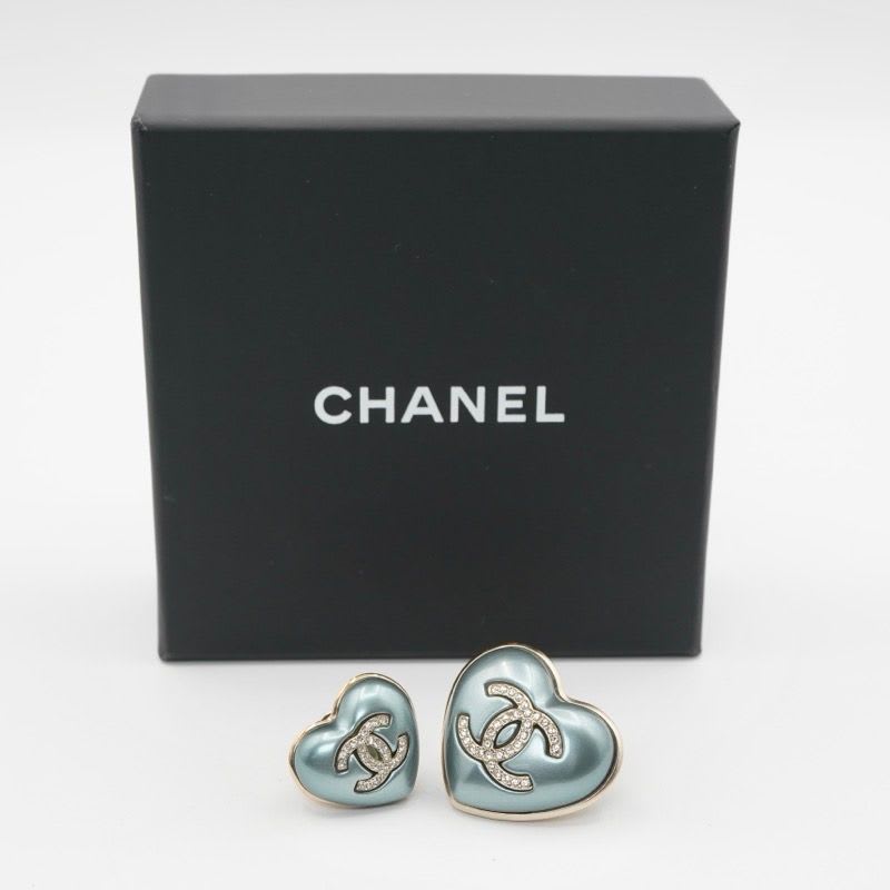 Chanel Brooch Corsage Blue Gold Pin Heart Rhinestone Set Of 2 — view 7