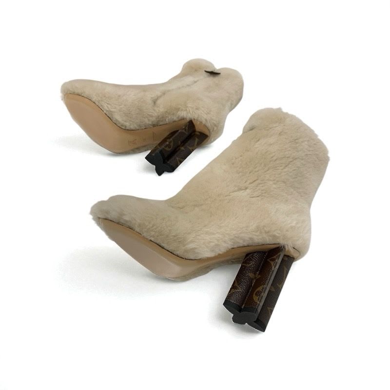 Louis Vuitton Silhouette Line Monogram Boots Short Shoes Fur Leather — view 7