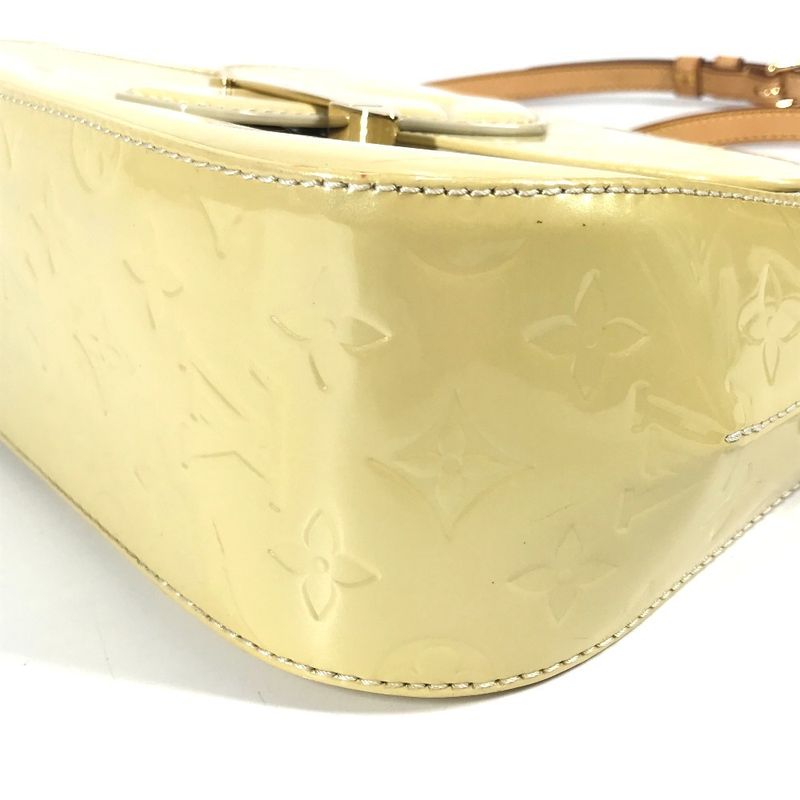 Louis Vuitton Shoulder Bag Bellflower PM Monogram Vernis — view 5