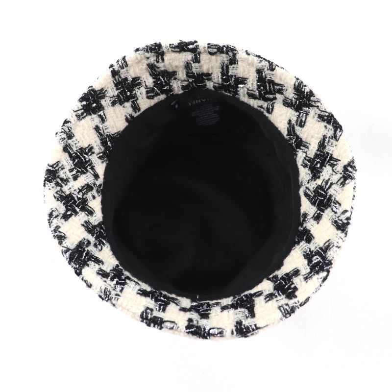Chanel 20 AW B Coco Mark Plated Staggered Pattern Lame Tweed Hat White Black — view 4