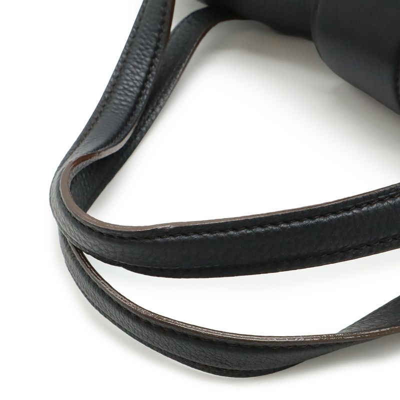 Louis Vuitton Monogram Mahina Sealth PM Tote Noir Black — view 4