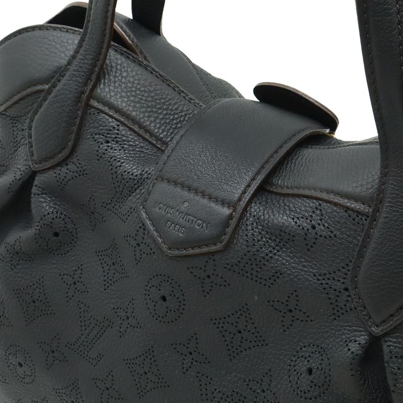 Louis Vuitton Monogram Mahina Sealth PM Tote Noir Black — view 7