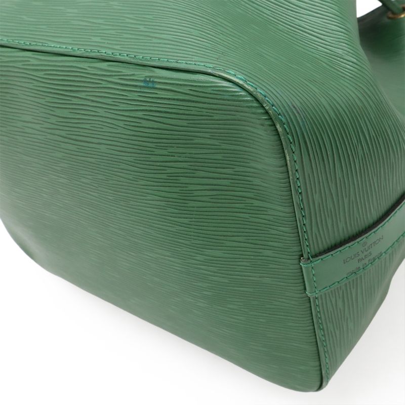 Louis Vuitton Epi Petit Noe Shoulder Bag One Draw String — view 3