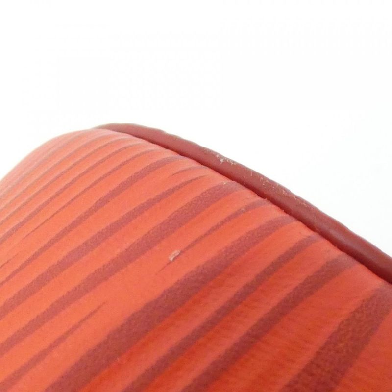 Louis Vuitton Epi XL Soft Porochon Shoulder Bag — view 2