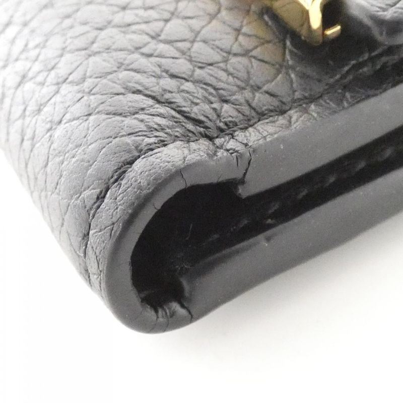 Louis Vuitton Taurillon Portefeuille Capucines Compact Wallet — view 3