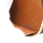 Louis Vuitton Monogram Zippy Wallet Long — view 8