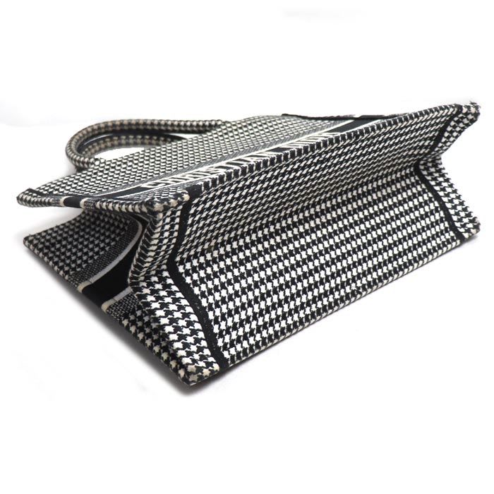 Dior Book Tote Medium Bag White Black M1296 Ztqt m911 Houndstooth — view 4