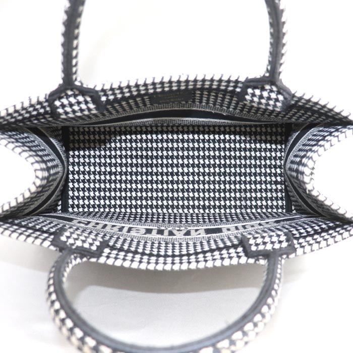Dior Book Tote Medium Bag White Black M1296 Ztqt m911 Houndstooth — view 5