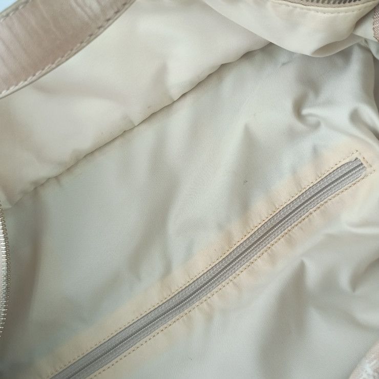 Chanel Tote New Travel GM Beige Canvas Leather Shoulder Bag — view 9