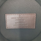 Louis Vuitton Exhibit Shoulder Bag Everyday Coffee Cup — view 9