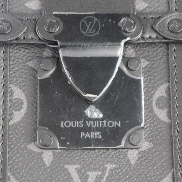 Louis Vuitton Vertical Trunk Wearable Wallet Shoulder Bag Leather — view 7