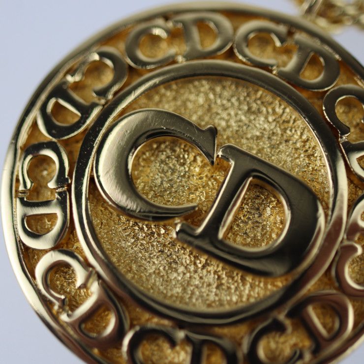 Christian Dior CD Logo Necklace Metal Gold Pendant Circle — view 6